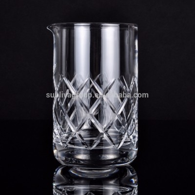 Heavy Duty Diamond Mixing Glass With Lip 650ml